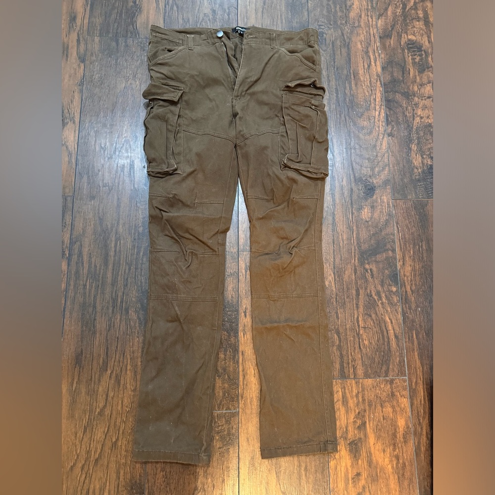 Cargos- brown